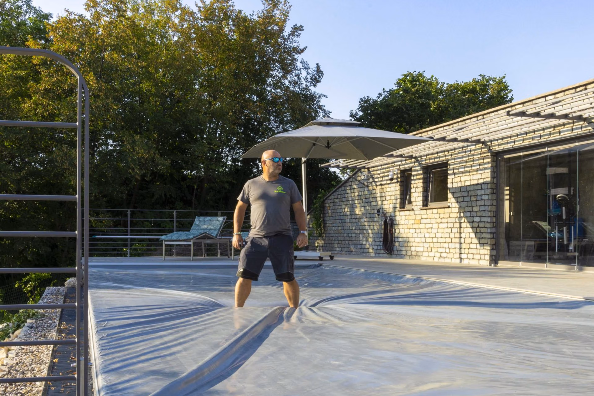 costi elevati manutenzione piscina